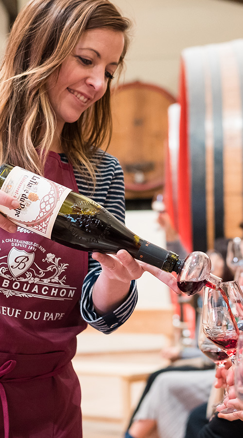 Visit a Châteauneuf-du-Pape vineyard and have a wine tasting in France Rhone Valley